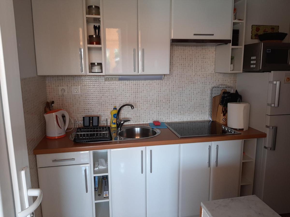 Apartment Enis Barbariga Esterno foto