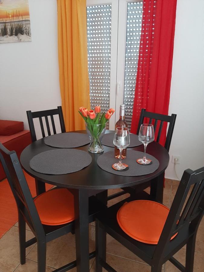 Apartment Enis Barbariga Esterno foto